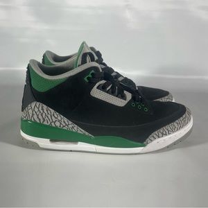 Air Jordan 3 Retro “Pine Green”
